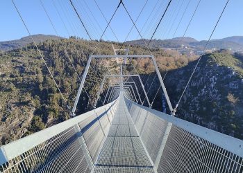 Megnéztük a világ leghosszabb gyalogos függőhídját