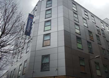 84. Londoni kocsma árak, Travelodge újítások, elszálló poggyász díjak